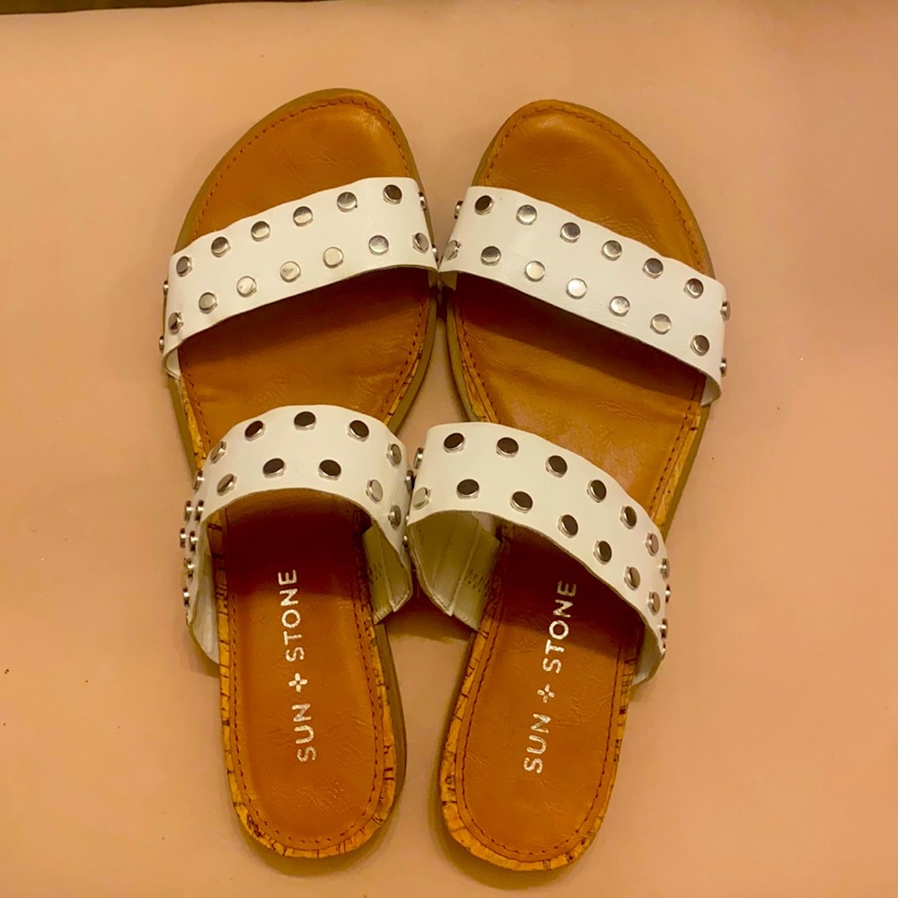 Sun and stone sandals. Size 5.5